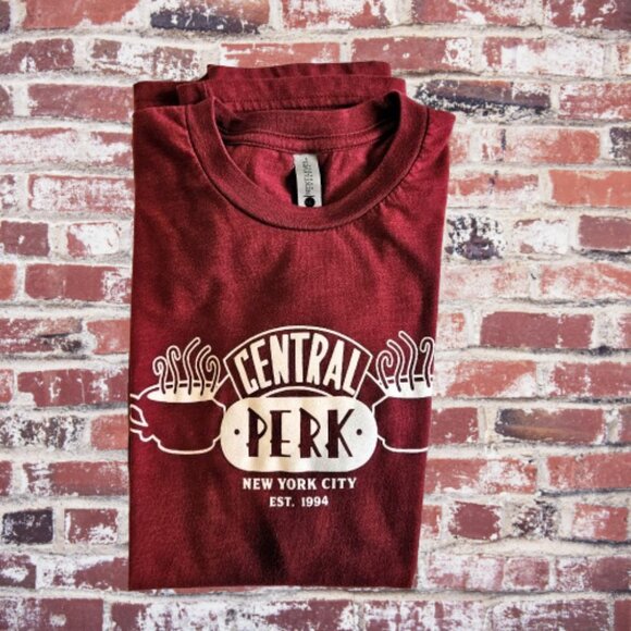 Next Level Apparel Central Perk Red Short Sleeve T-Shirt Size SMALL - Picture 2 of 8